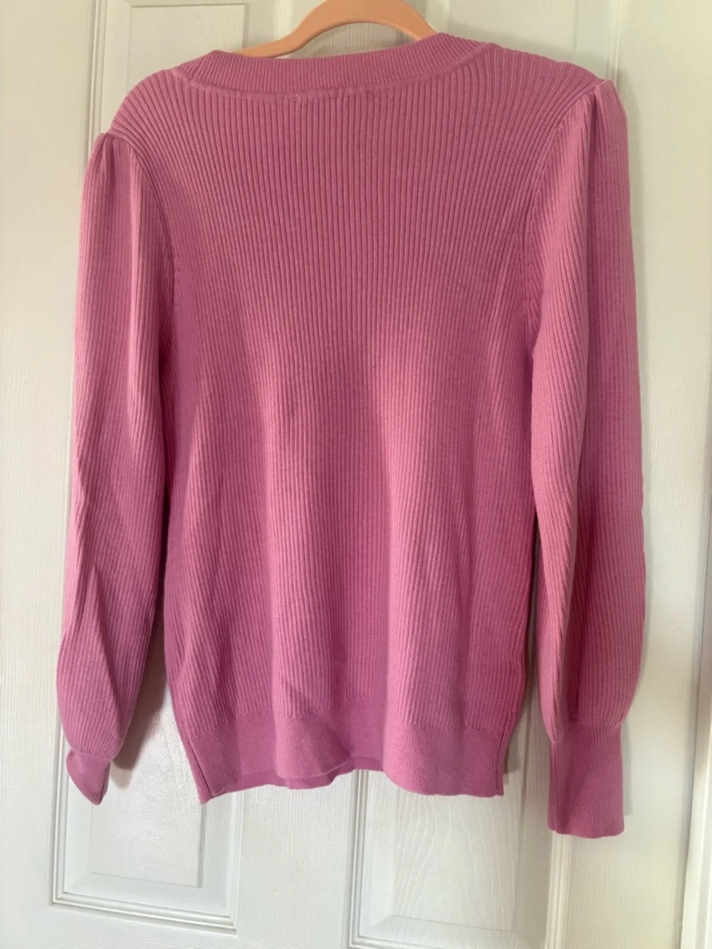 LOFT Rose Pink Ribbed Rounded V-Neck Sweater - Picture 3 of 4